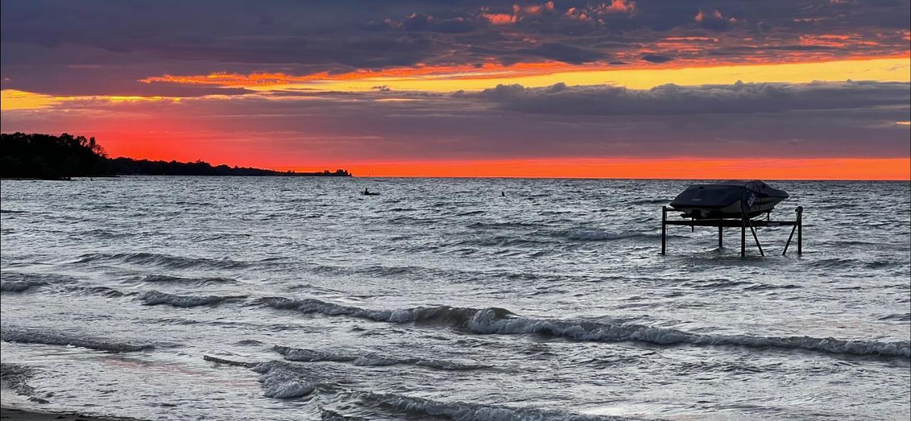 Wasaga Motel Inn Wasaga Beach Bagian luar foto