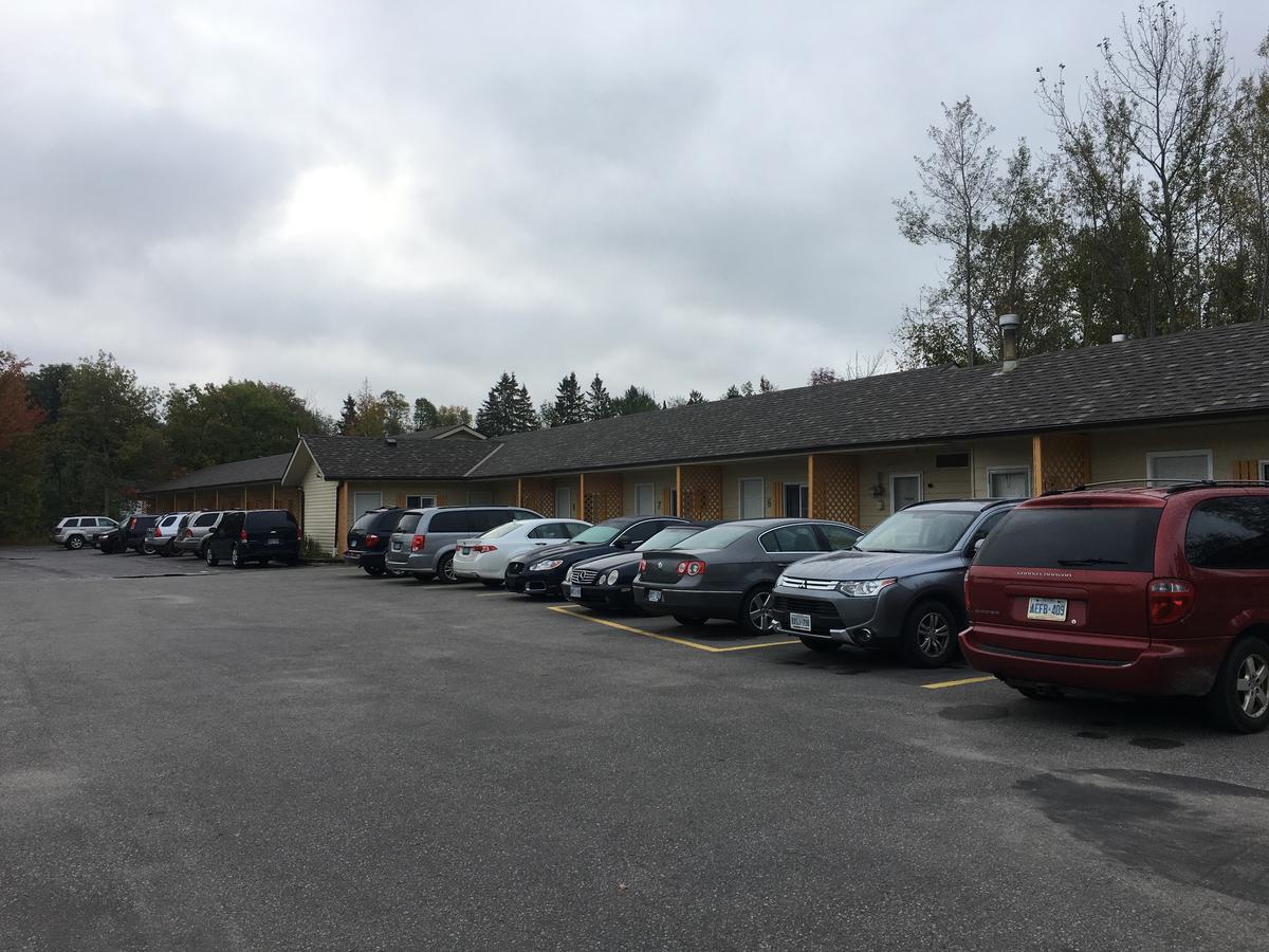 Wasaga Motel Inn Wasaga Beach Bagian luar foto